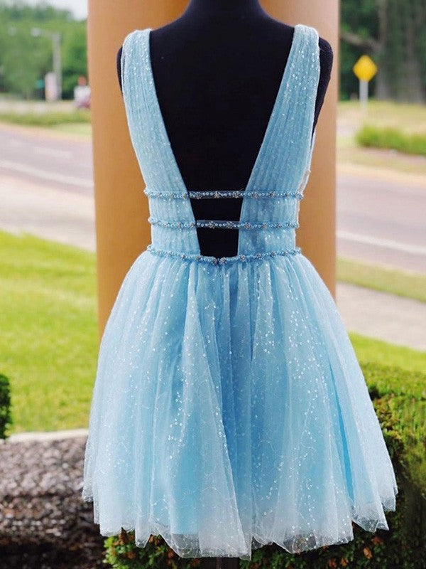 Wholesale A-Line/Princess Tulle Beading V-neck Sleeveless Short/Mini Homecoming Dresses